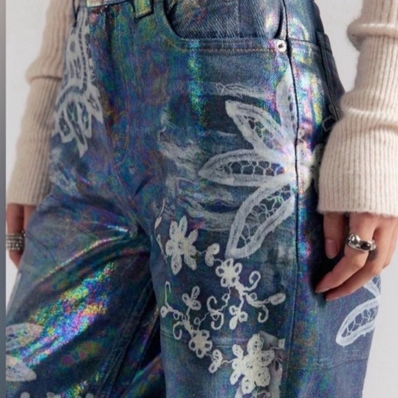 NWT FREE PEOPLE WE THE FREE TINSLEY Women's Blue Floral Wide-Leg Jeans - Picture 2 of 2